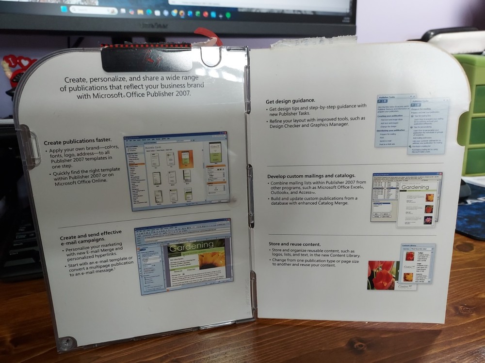Microsoft Office Publisher 2007 PC CD-ROM Windows XP Vista / Windows Server 2003