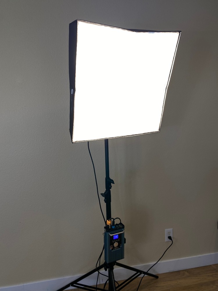 Intellytech LC-160 LiteCloth 2x2 Professional LED Light Foldable LED with Case