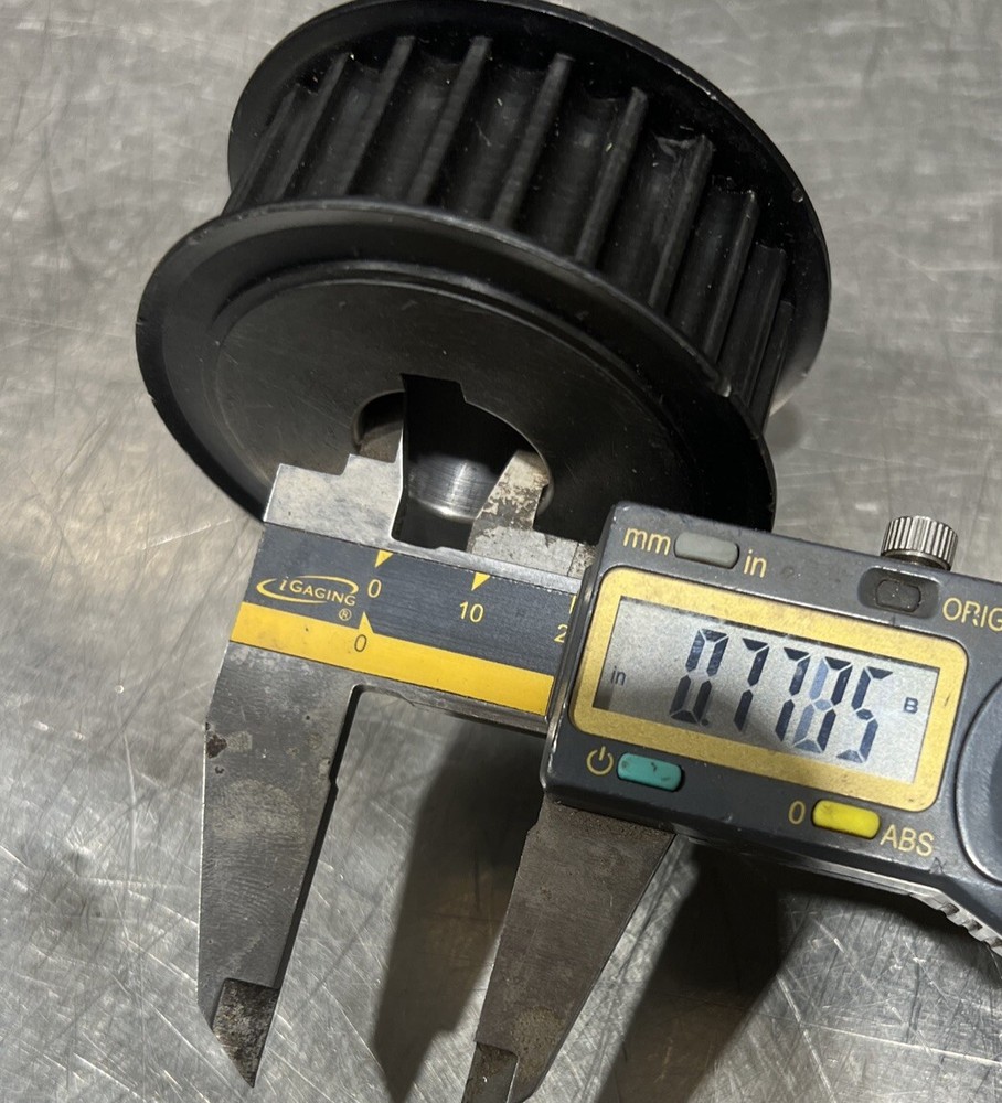 Nos Surplus D ?? ??-20 Timing Pulley