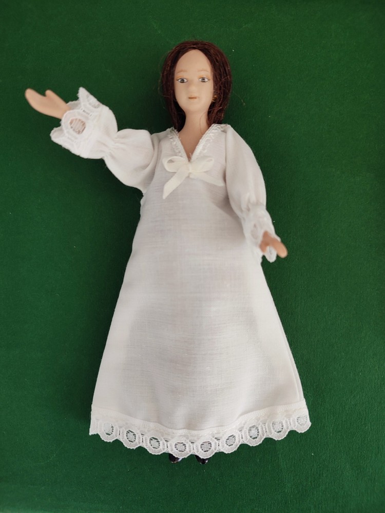 Dolls House Clothes