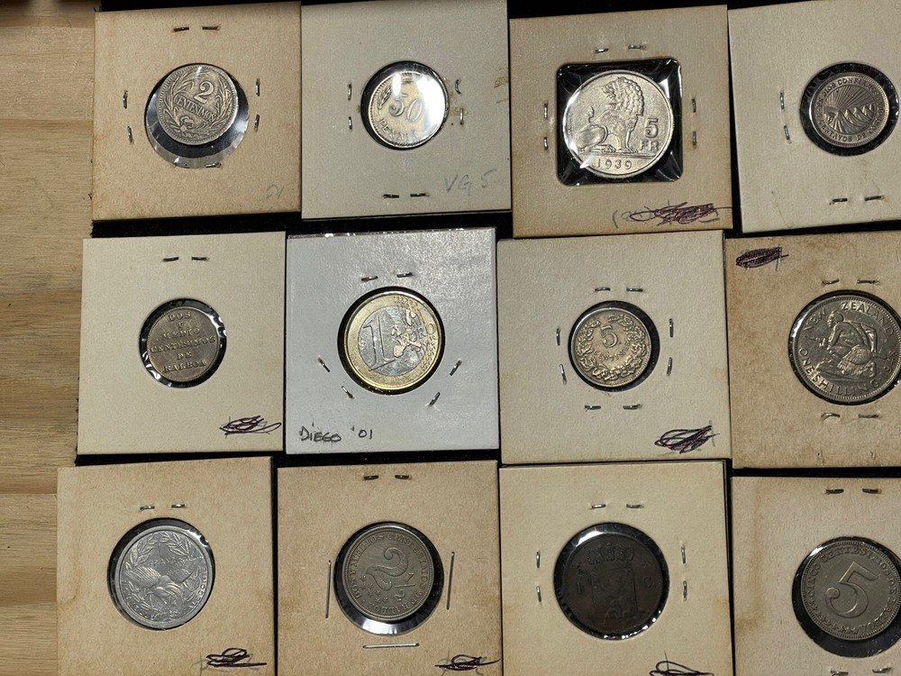 Assorted World Foreign 18 Coins Lot #1