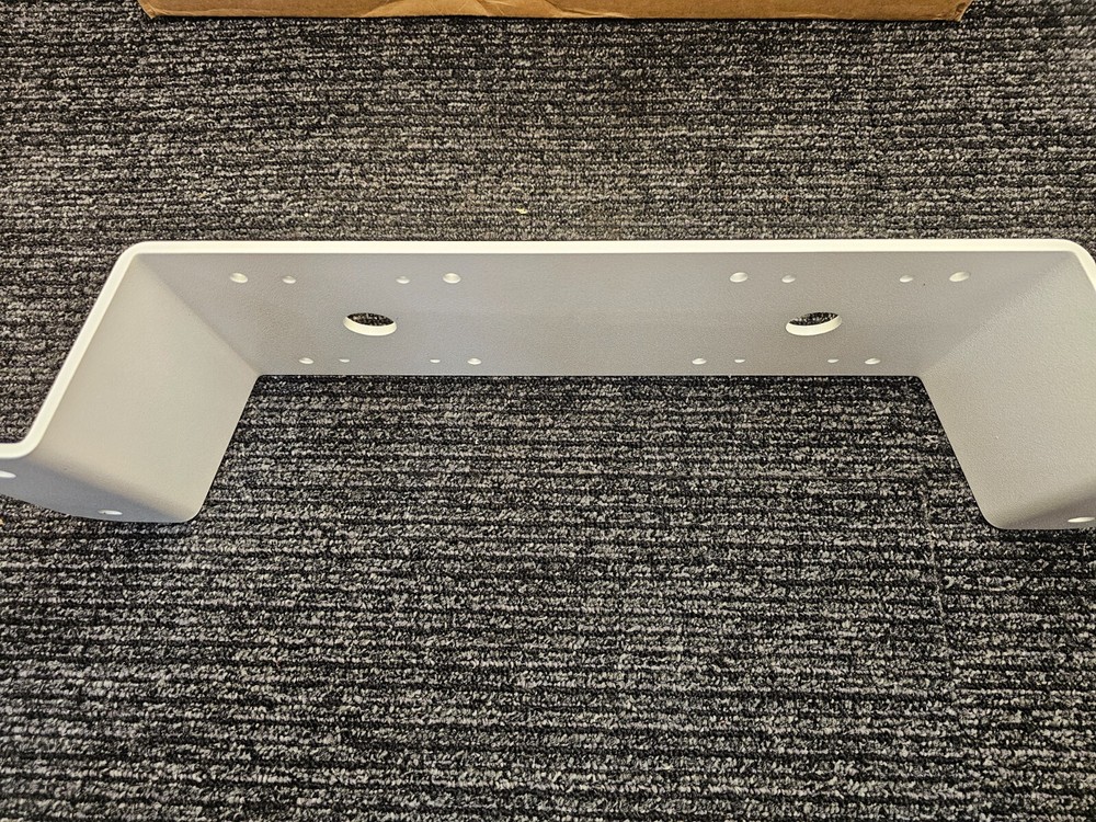 Broadsight Systems BMT-2NEZA4 Dual Mount Camera Bracket; Signal White