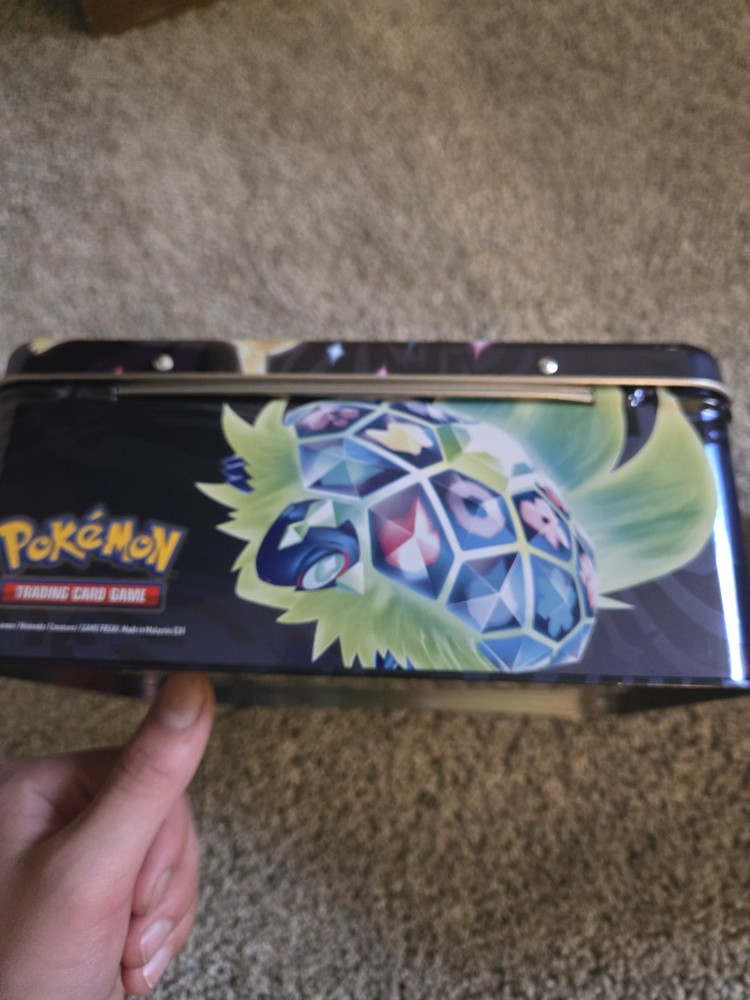 2 Poke'mon lunchbox tin empty slightly damaged