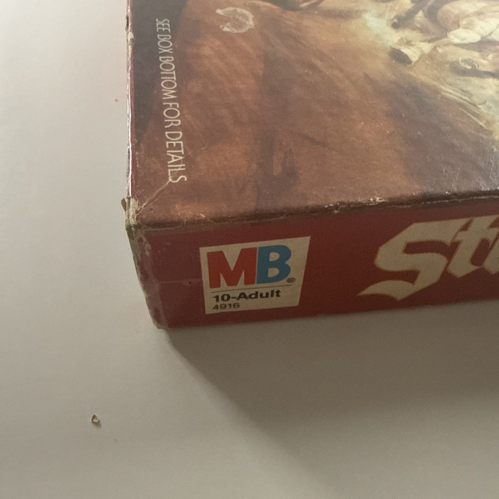 Milton Bradley Stratego 1986 Board Game Complete