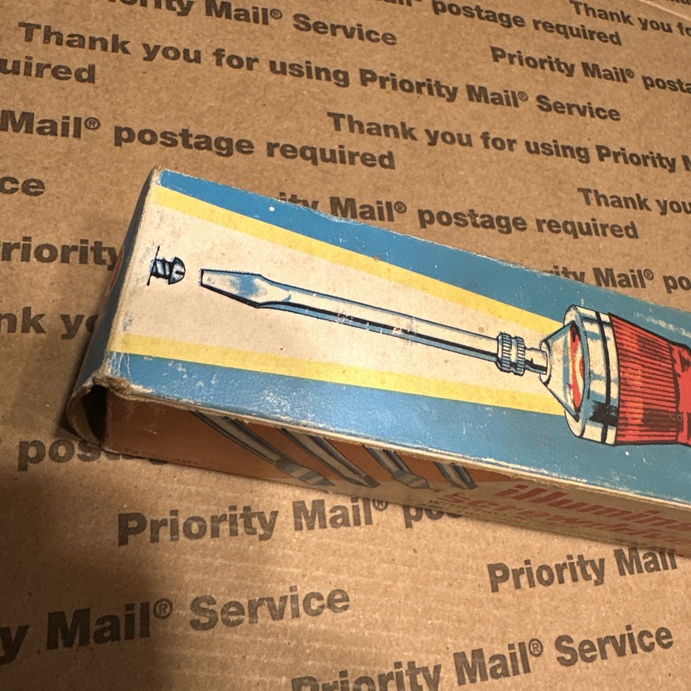 ILLUMINATED SCREWDRIVER VINTAGE No 1301- Untested