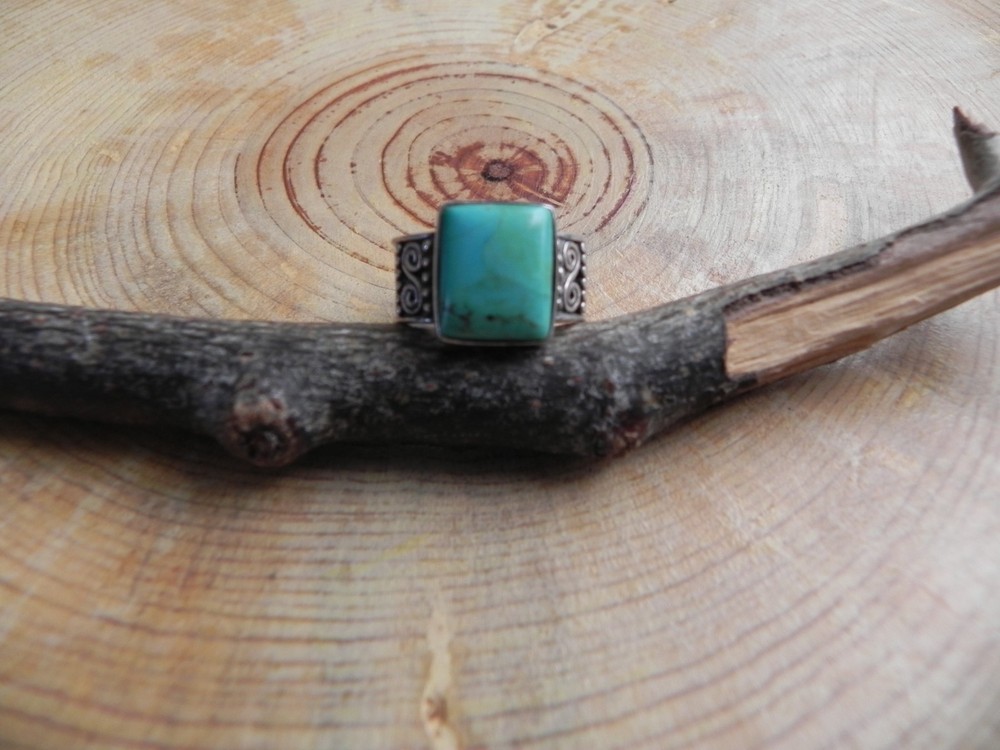 Turquoise & Sterling Silver .925 Ring sz 7 signed MNSM