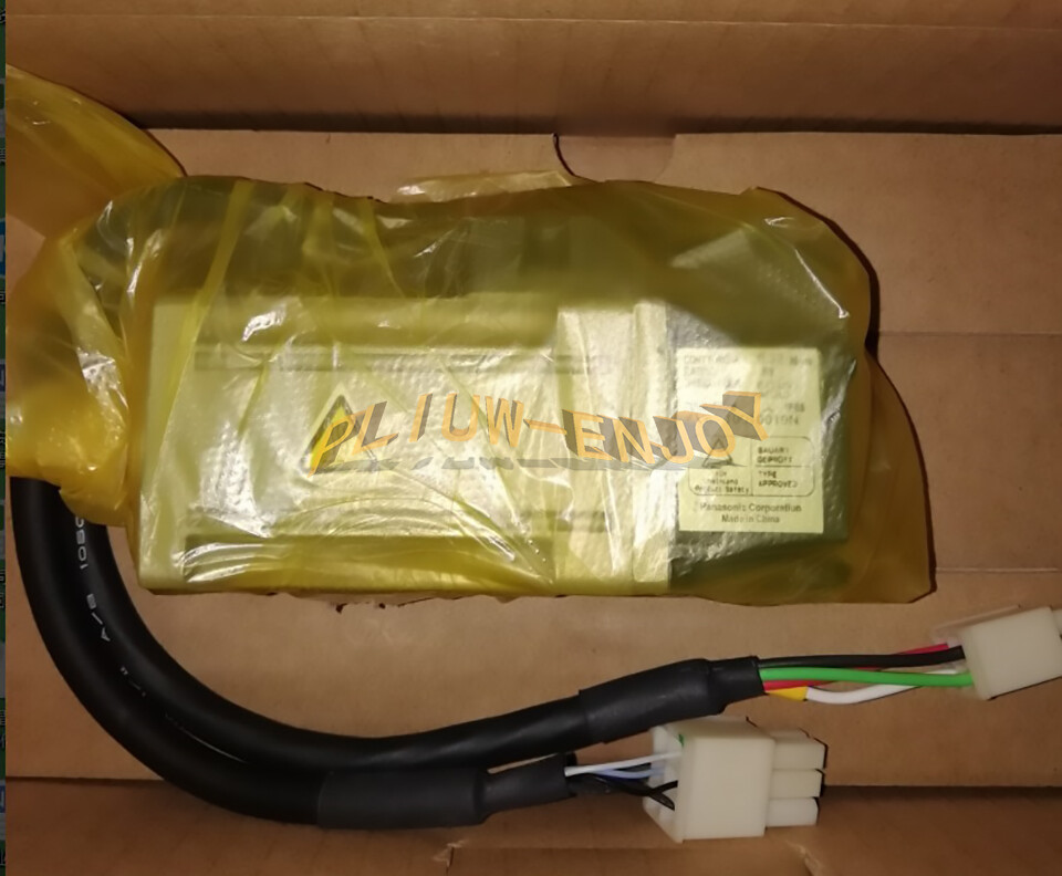 ONE New Panasonic AC Servo Motor MSMD012P1N