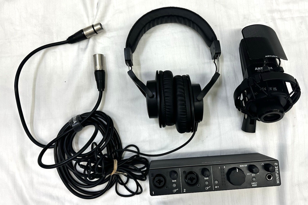 Arturia MiniFuse 2 Recording Pack, Black -