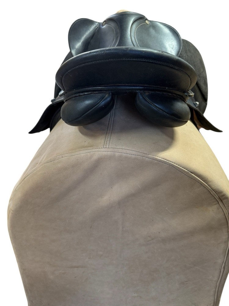 Wintec All-Purpose Saddle 16.5"