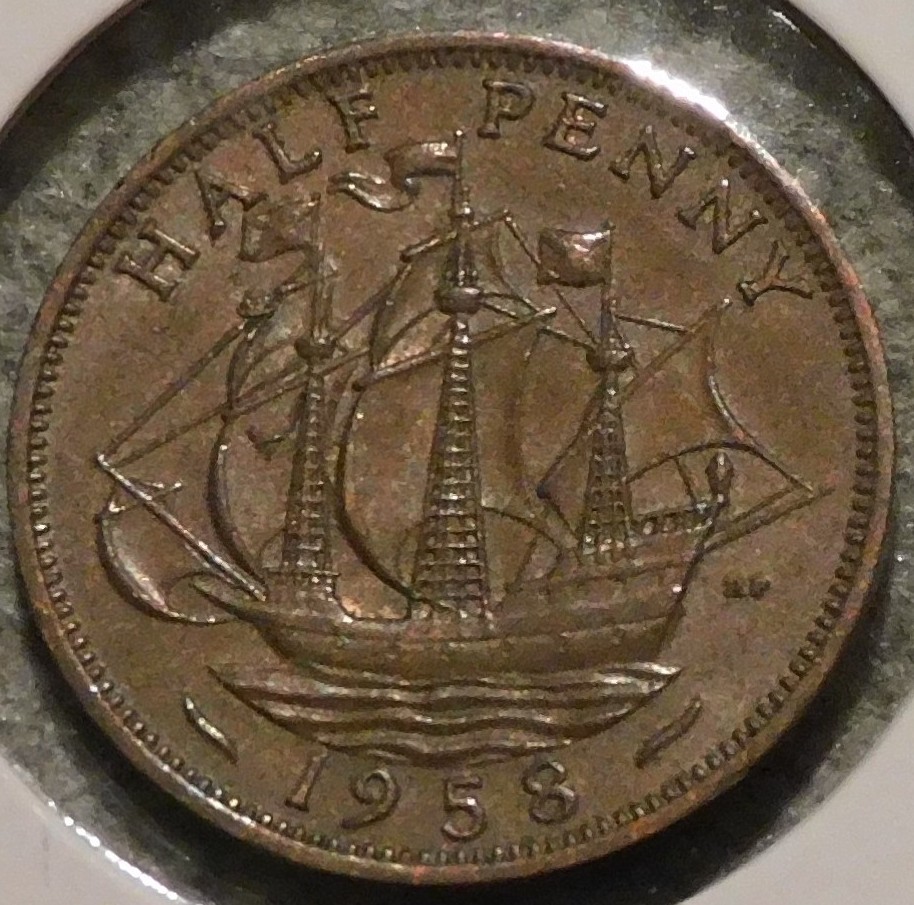 British Half Penny - 1958 - Queen Elizabeth II