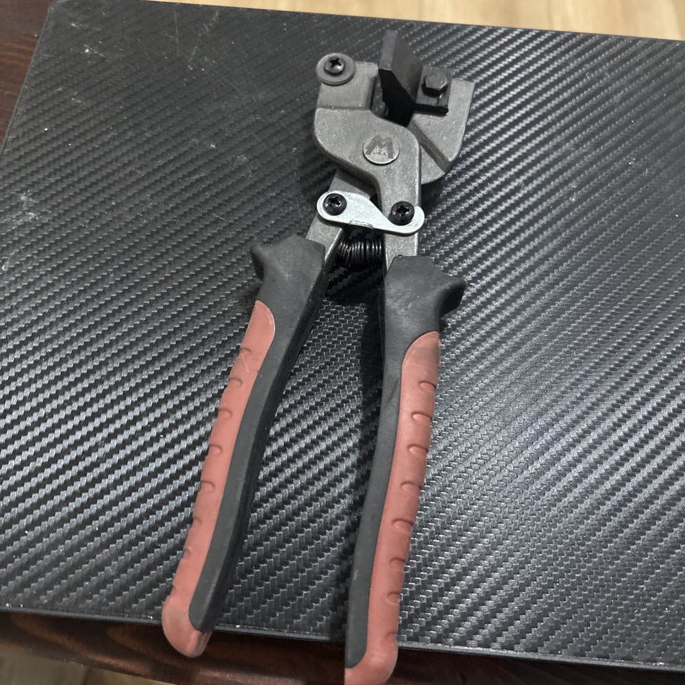 Marshalltown Handheld Tile Cutter. Htc Edi-28288 Barely Used