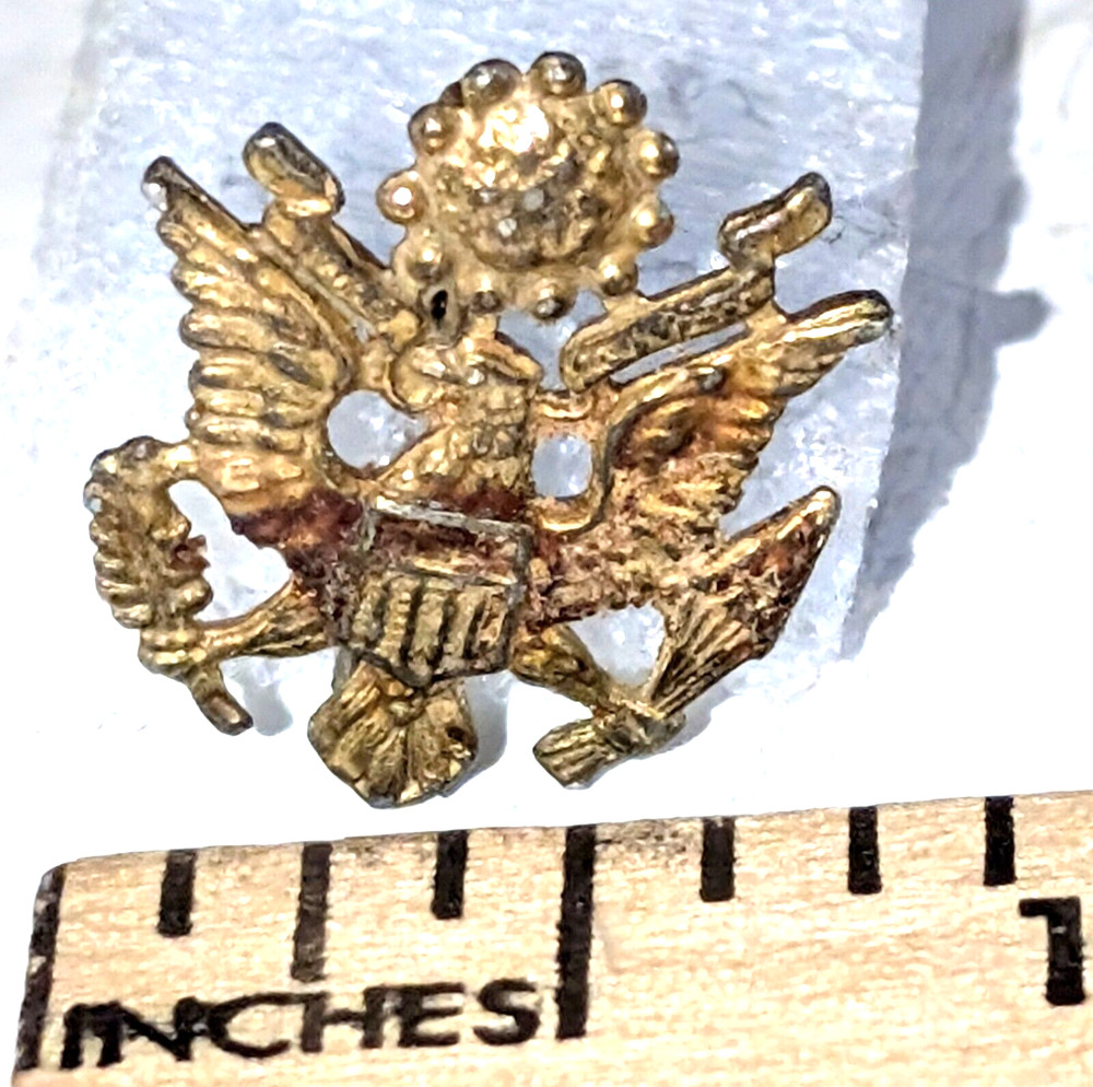 2 US Military Pins