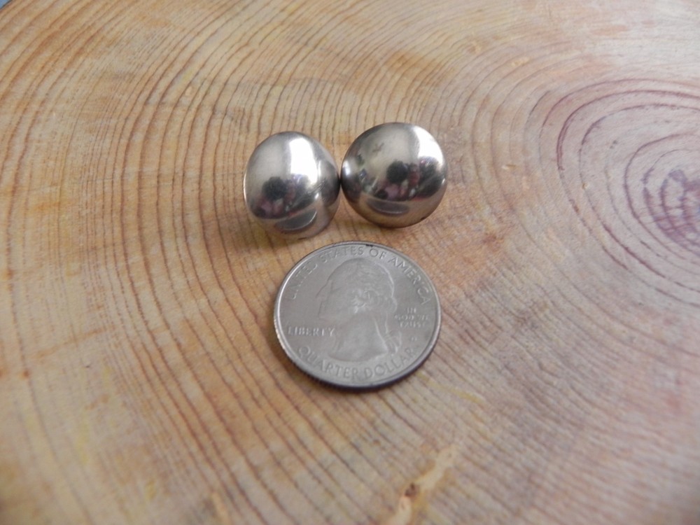 Sterling Silver Puffed Round Earrings Navajo