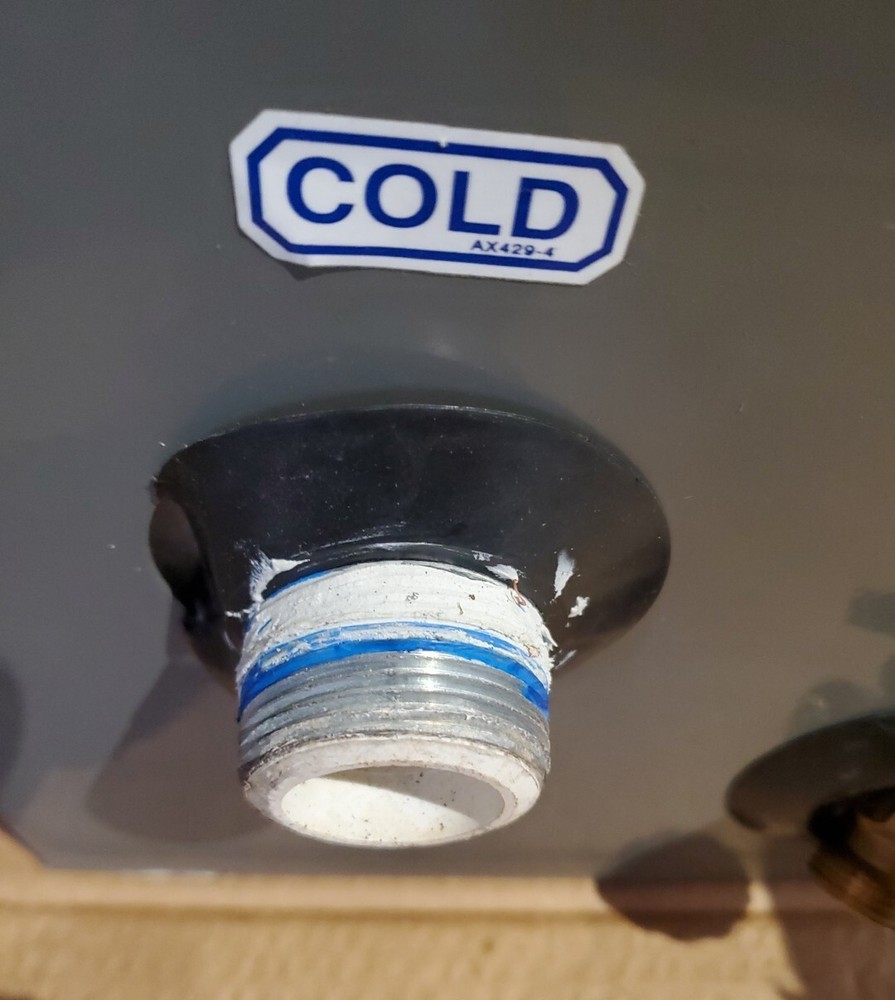 READ Rheem 10 Gal 15KW Commercial Electric Water Heater 208V-480V RUUD E10-15-G.