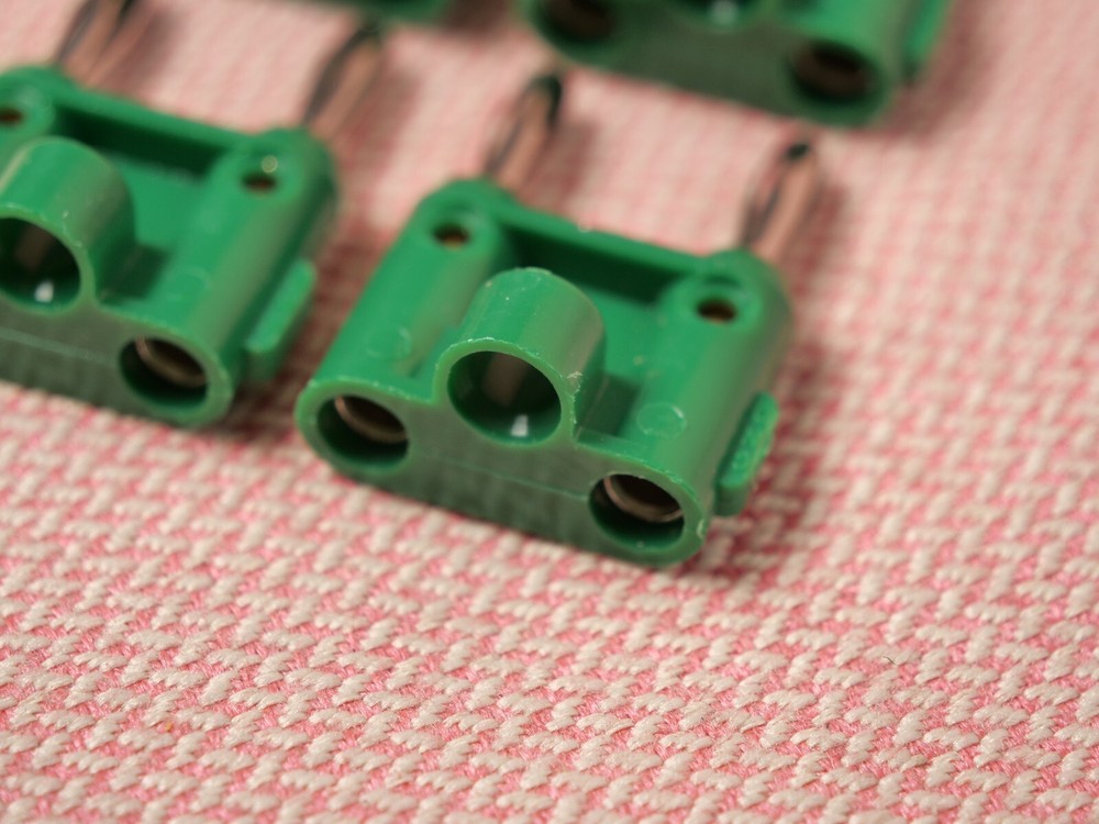 Four Pomona MDP Stackable Double Banana Plug with Cable Guide 4 Pack Green