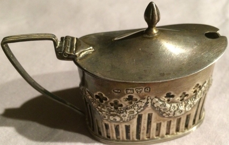 Antique Cheltenham & Co Solid Silver Salt Dip Cellar & Cobalt Insert England