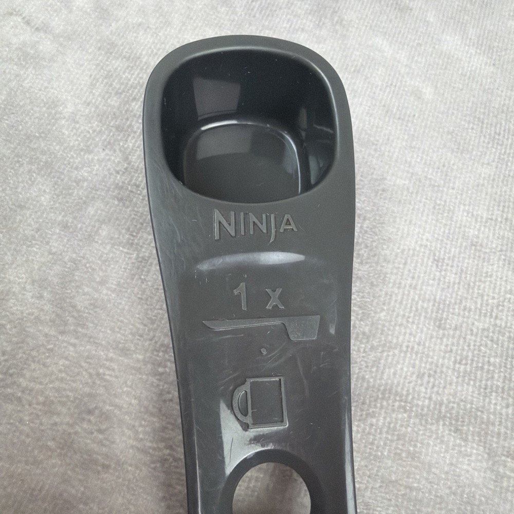 Ninja CE251 12-Cup Programmable Brewer Coffee Maker / Replacement Scoop