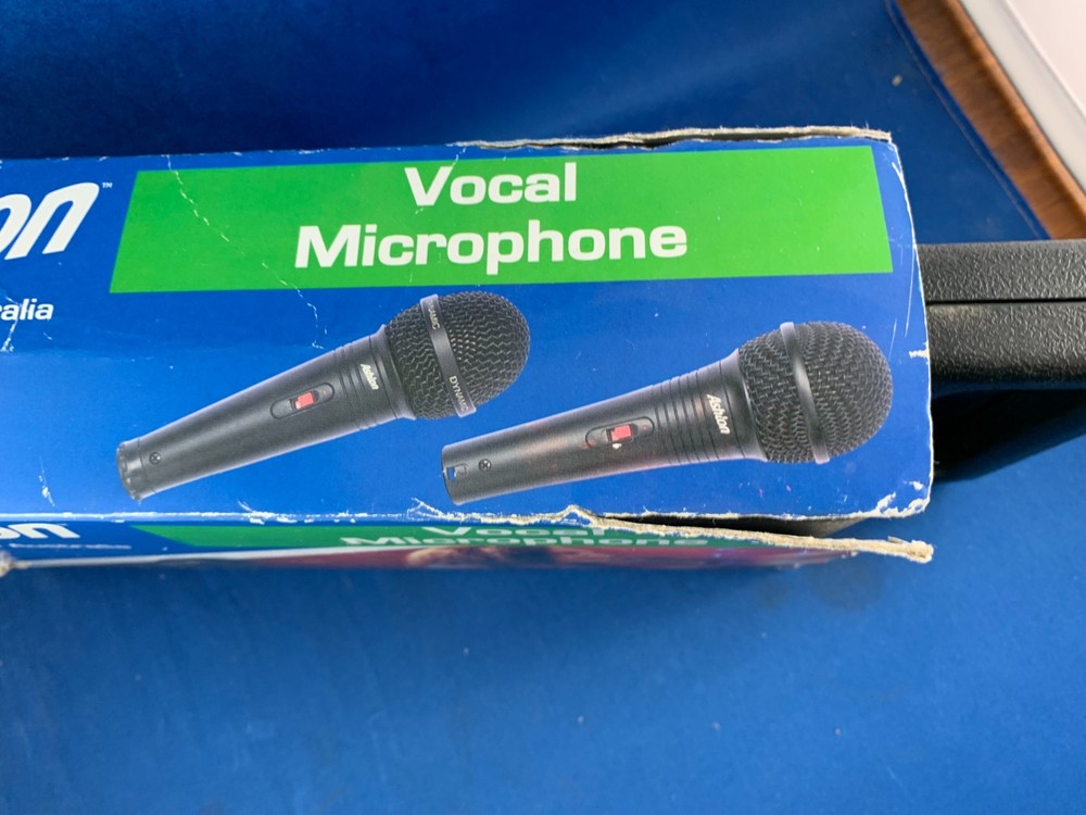 Ashton DM-20 Black Microphone with case