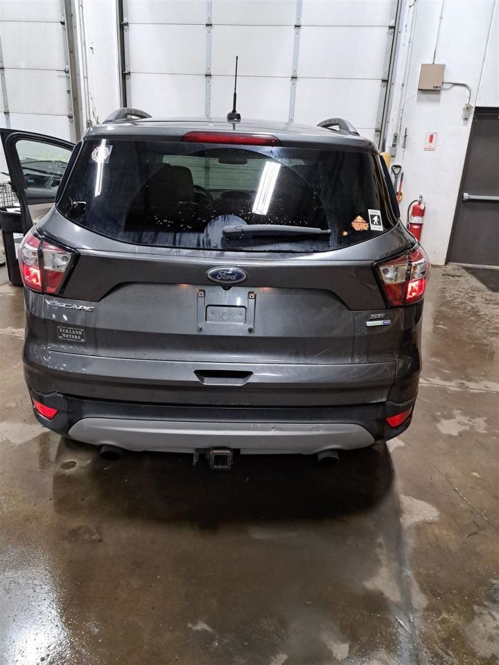2018 Escape Display Screen Sku#4333447