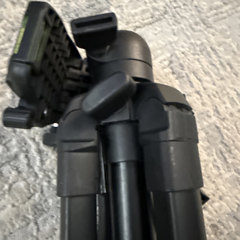 Bosch BT150 Compact Tripod with Extendable Height