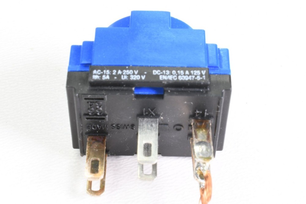 EAO 61-8420.12, Switching element 2 NO contacts, black base plate