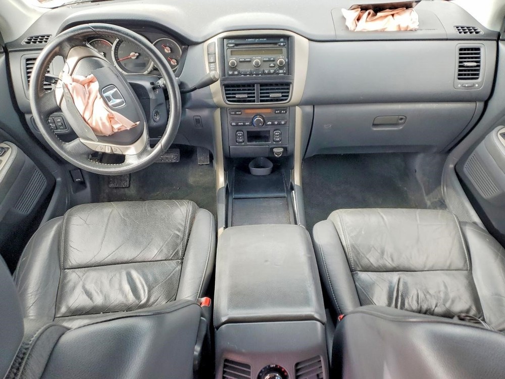 Used Headrest fits: 2006 Honda Pilot Grade A
