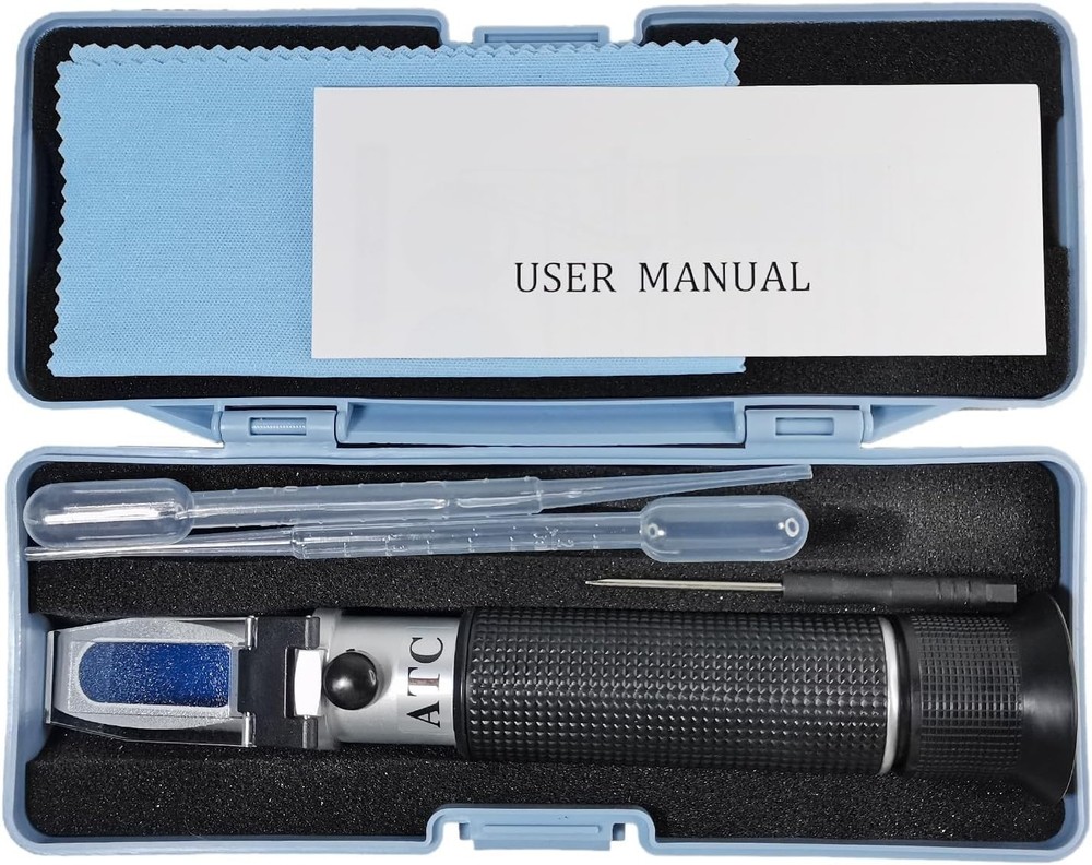 0-100 PPT Salinity Refractometer with Temperature Compensation & Hard Case