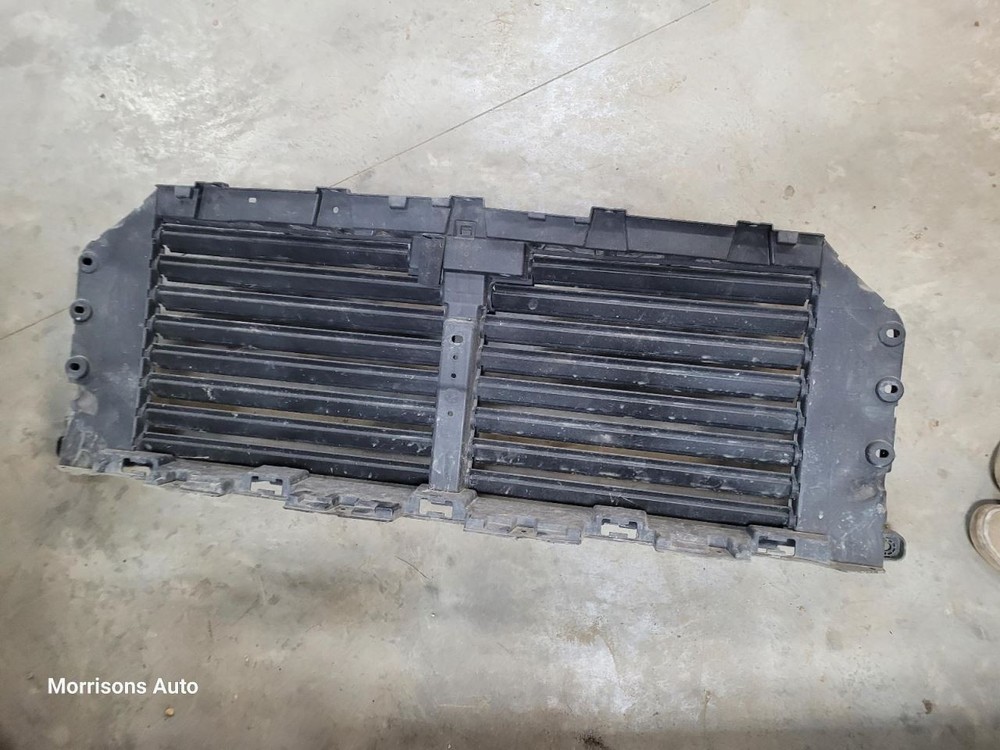 F150      2021 Air Shutter 2127704