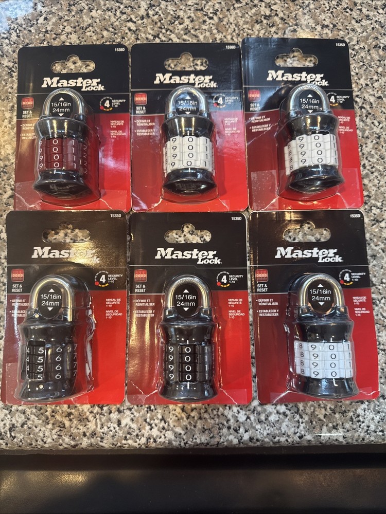 Master Lock 1535D Customizable Combination Padlock Black