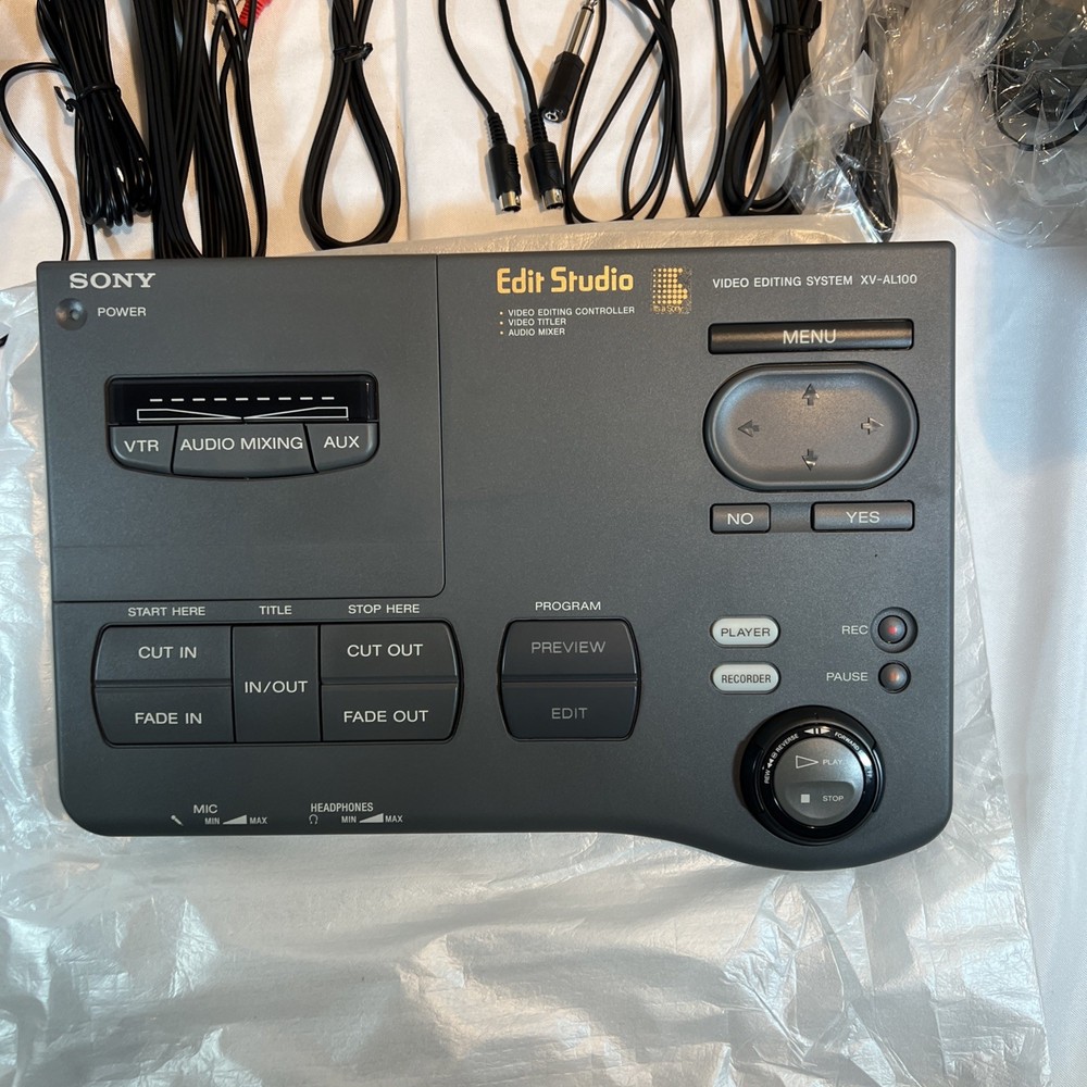 Sony Edit Studio XV-AL100 (NTSC) Video Editing System in Box