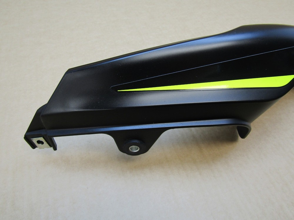 Keeway RKF 125 E5 2022 3,574 miles left tail panel (13627)