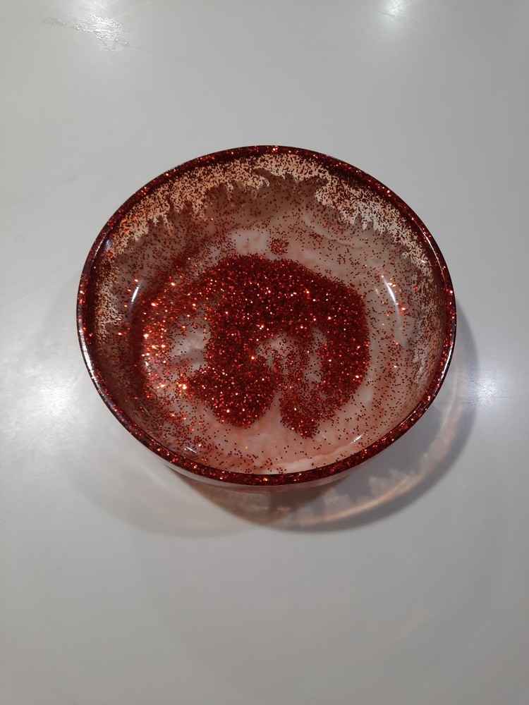 Handmade bowl 8 x 2in- epoxy resin
