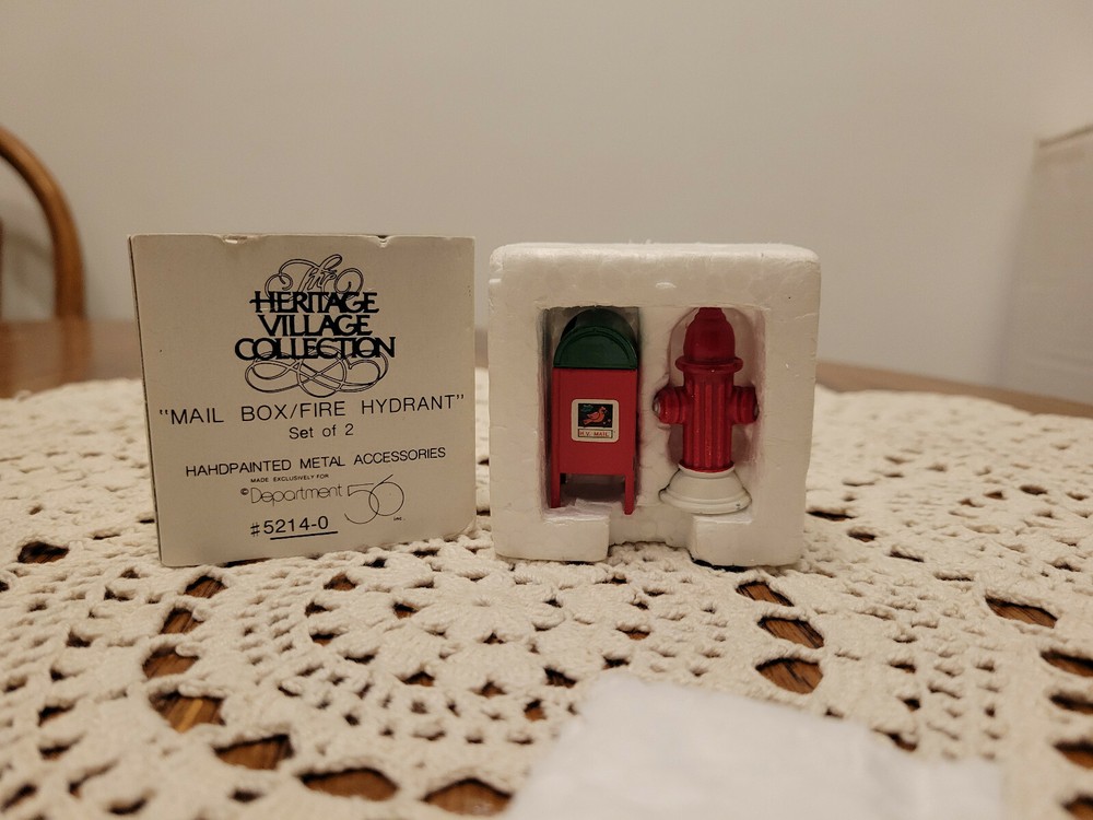 Dept.56 Heritage Village Mail Box & Fire Hydrant