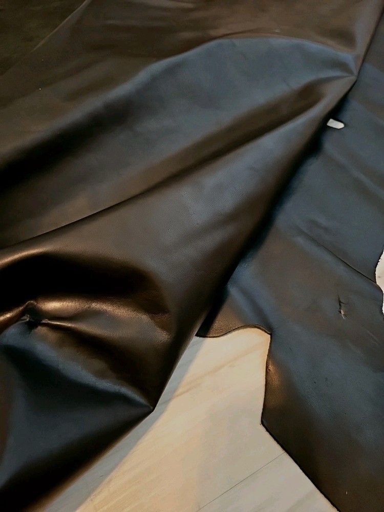 3-4oz JET BLACK LEATHER HIDE SEMI-SMOOTH PANEL/SHEET/SQUARE/12x12x24 23+ MEDIUM