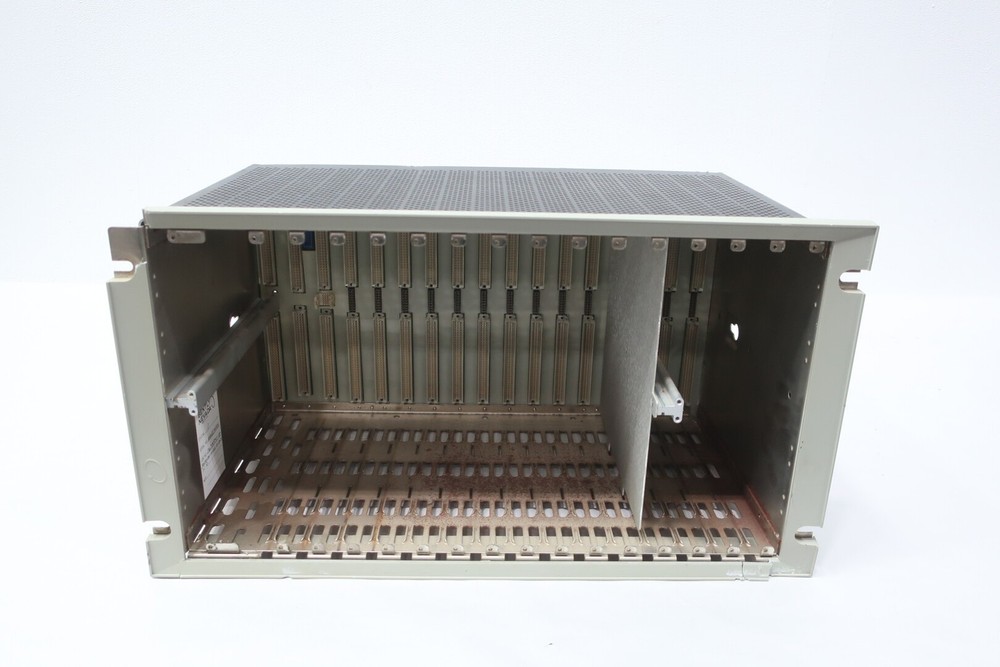 Bently Nevada 3500/05-01-02-01-00-00 Chassis Module