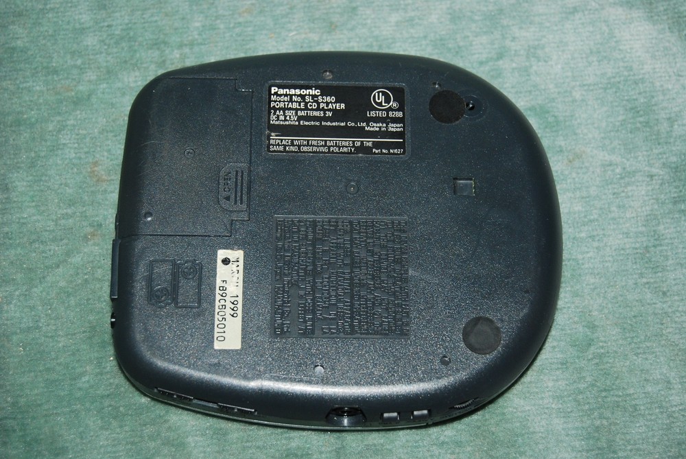 Panasonic SL-S360 Portable CD Player TESTED & WORKING