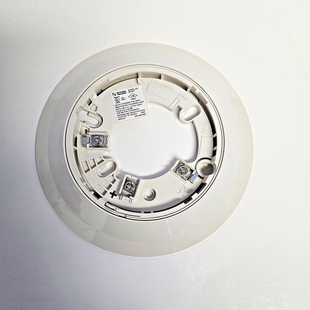 System Sensor B210LP Plug-in Detector Base NEW