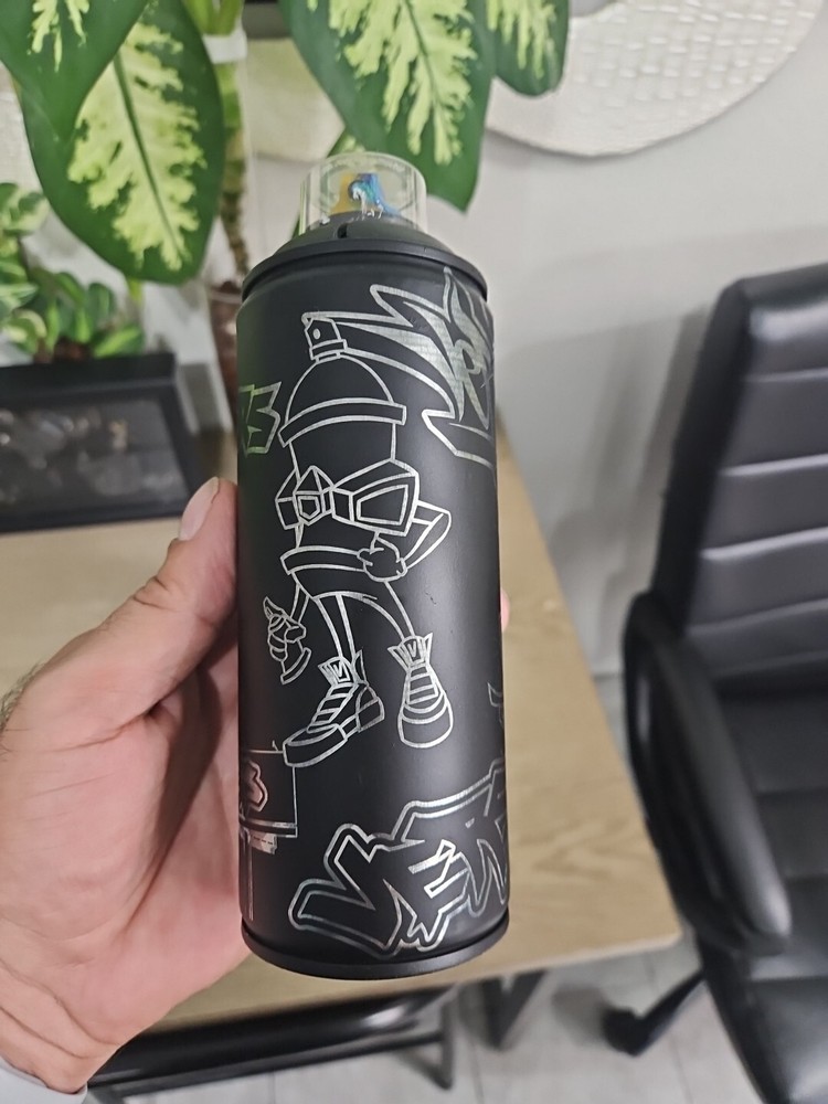 Vers limited edition spray paint X2 Empty