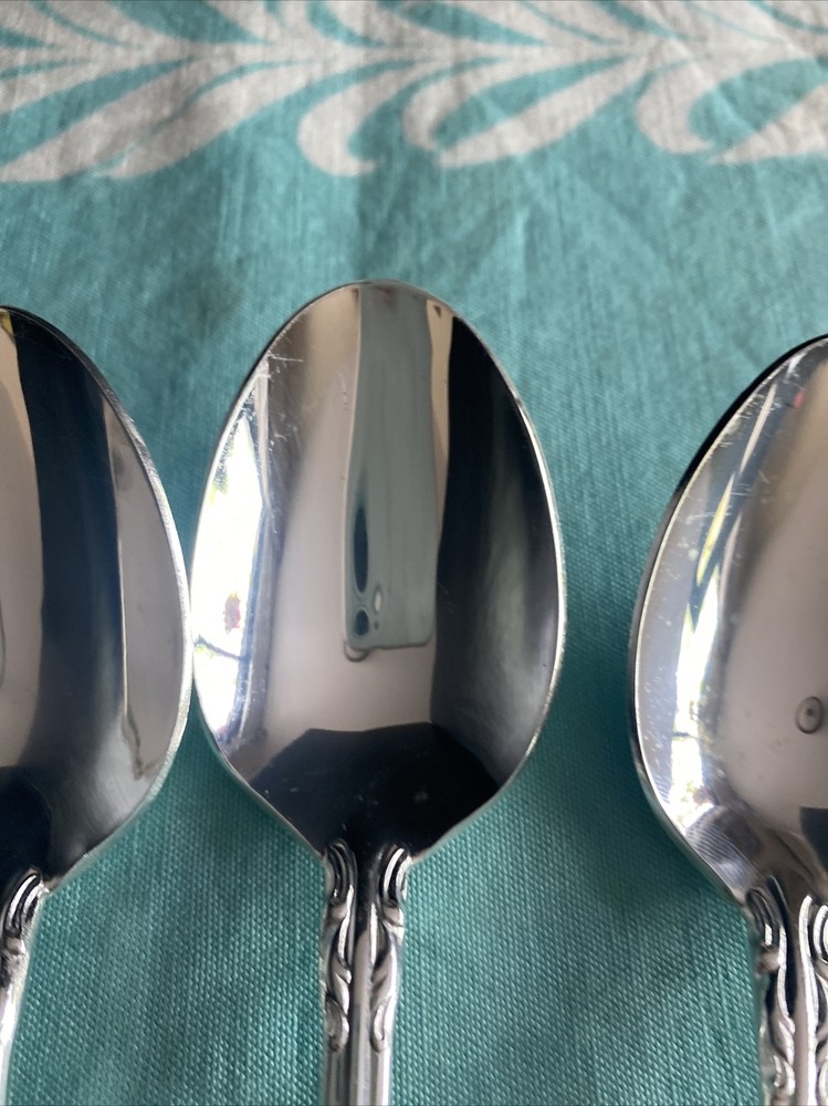 4 Towle Aristocrat Silverplate EP Supreme flatware place settings dinner spoons