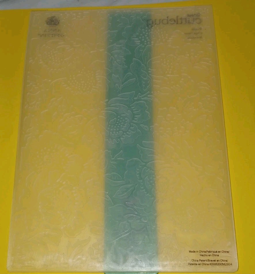 Anna Griffin POPPY Embossing Folder & Border for Cricut Cuttlebug - 5” x 7”