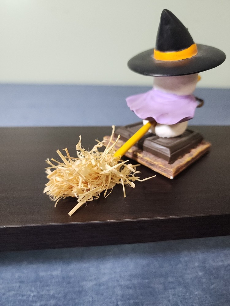 The Original S'more Halloween MarshmellowWitch