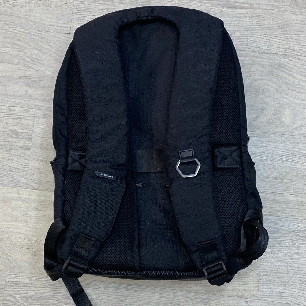 Solgaard Lifepack Black Backpack With Solarbank Excellent Condition