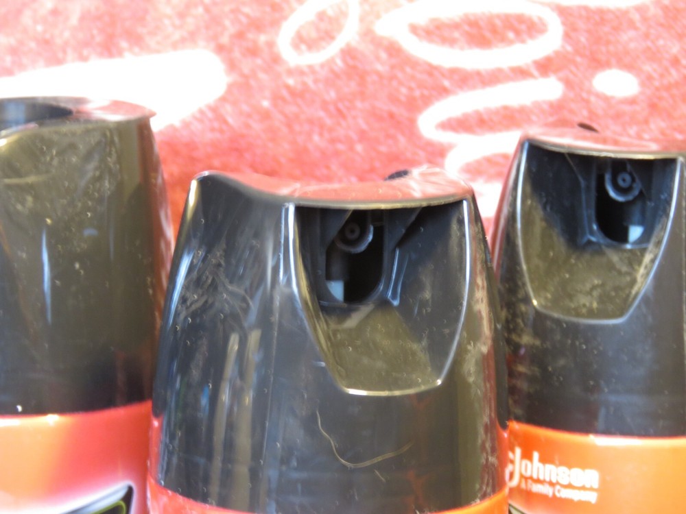 3 Cans Raid Ant & Roach Killer Spray Keeps Killing for Weeks Lavender Scent