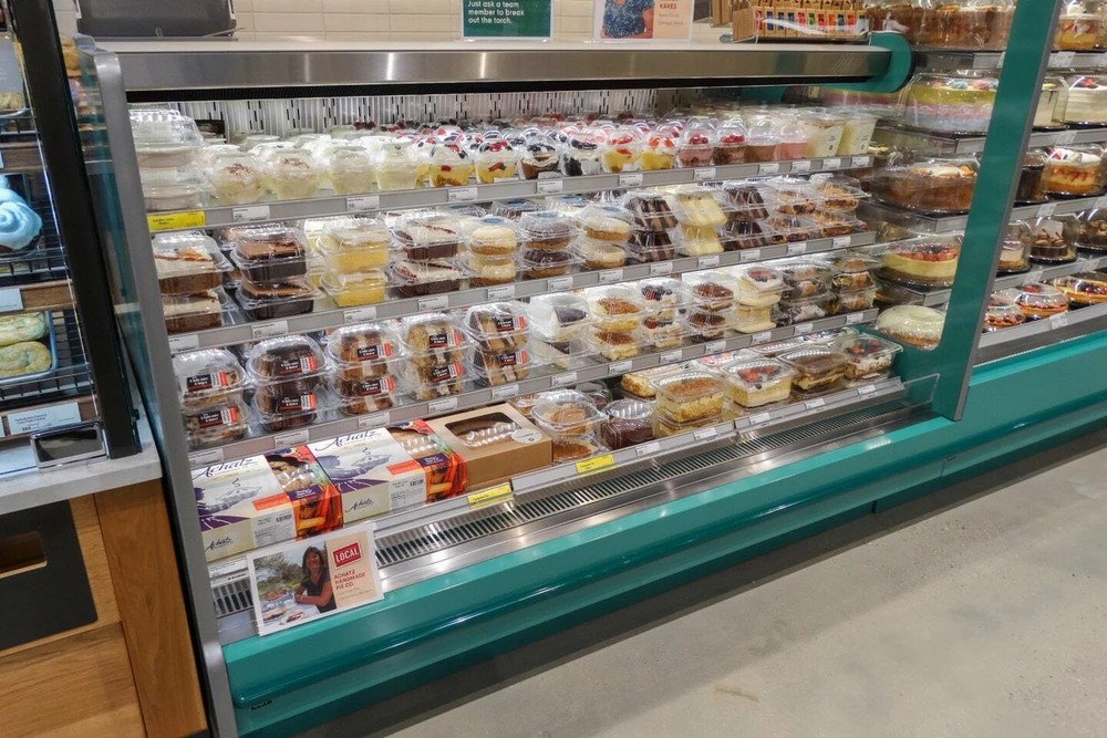 Structural Concepts GHSSV652RLB Self-Serve Refrigerated Display Case