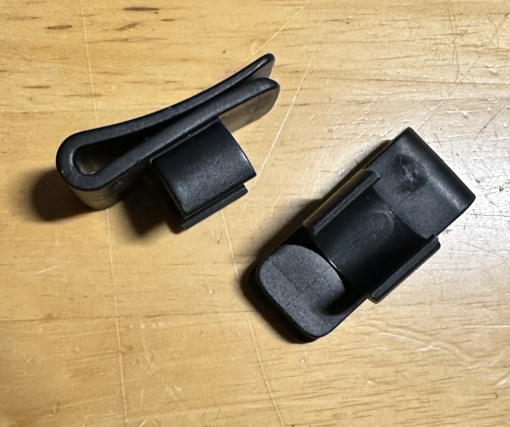 LEKI Hands Free Security Clip 1-Pair