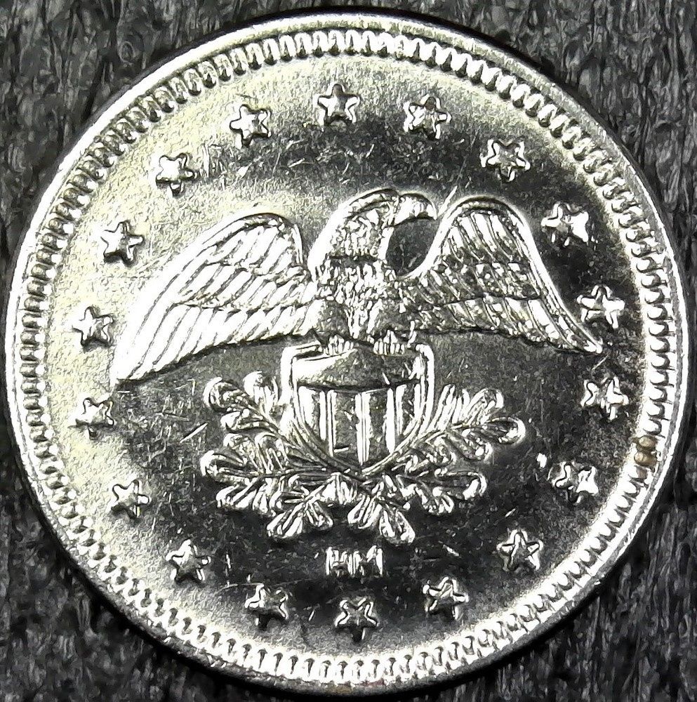 Eagle & Shield - No Cash Value Arcade, Game Token 25mm (c761)