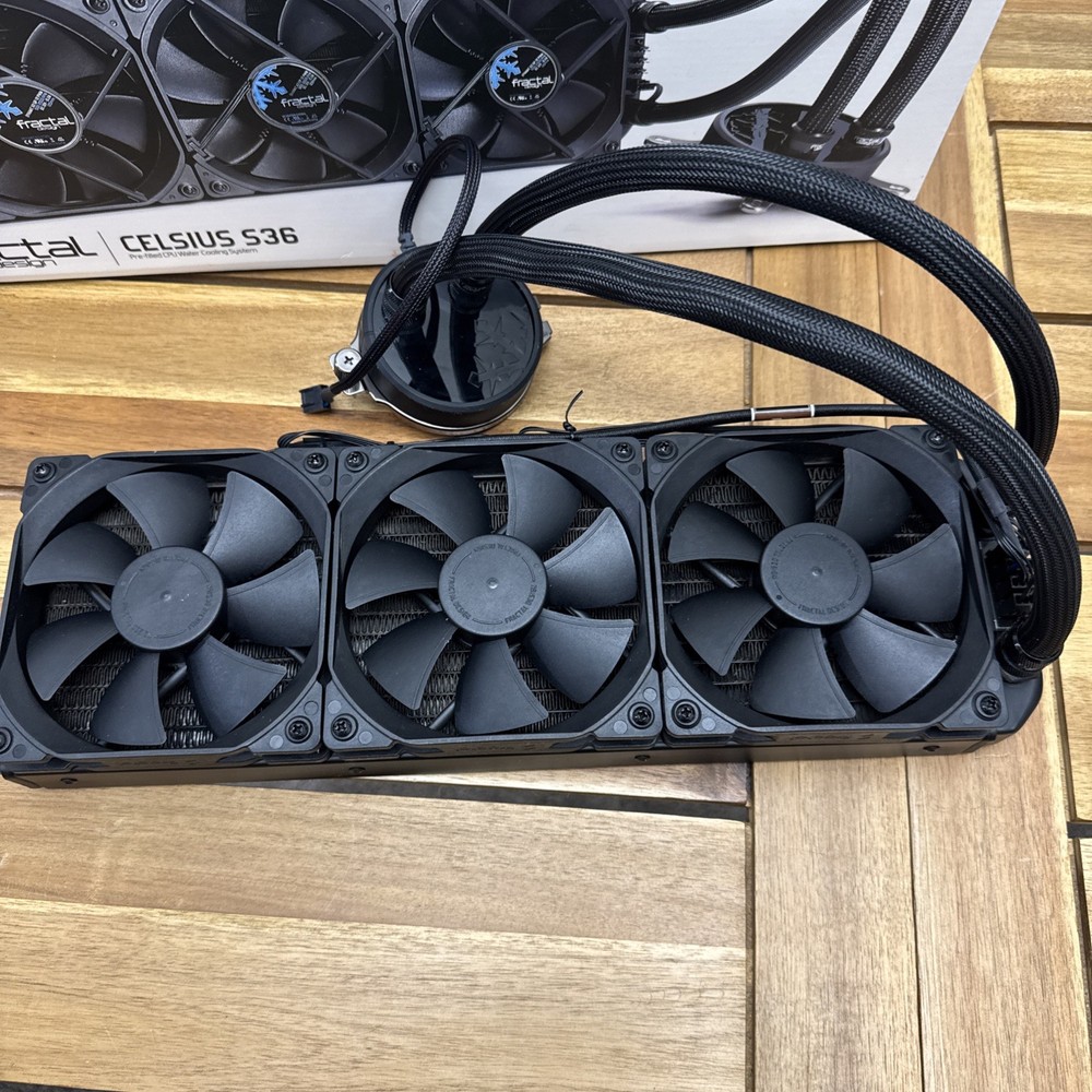 Fractal Design Celsius S36 CPU Water Cooling System