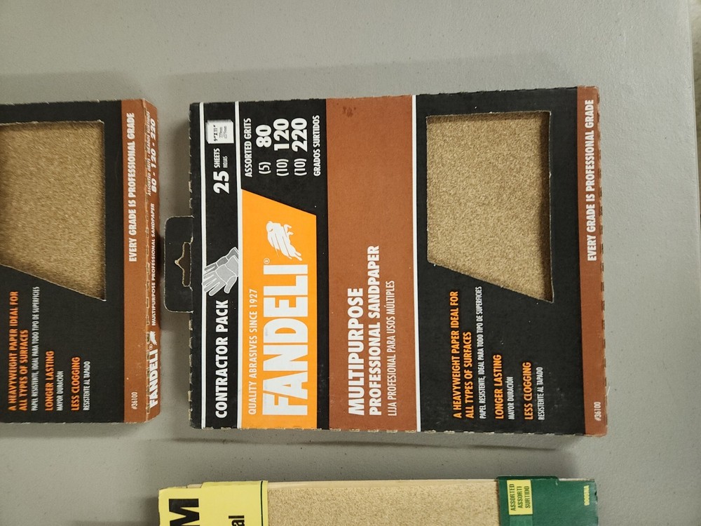 Fandeli & 3M Multi-Purpose Assorted Sandpaper 74 Sheets of 9'' x 11''