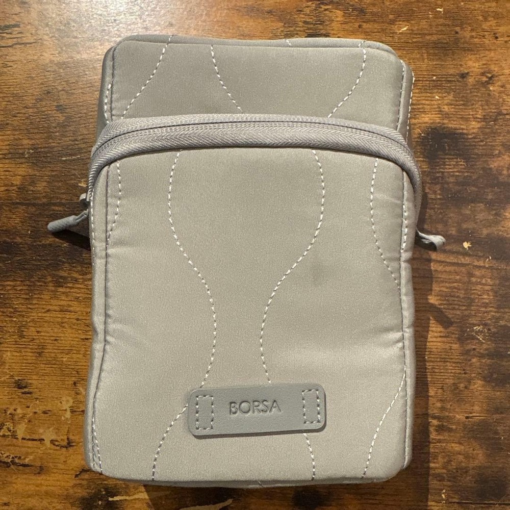 ELECOM Quilted Onion Stitch Gadget Pouch, Stand Type, Gray