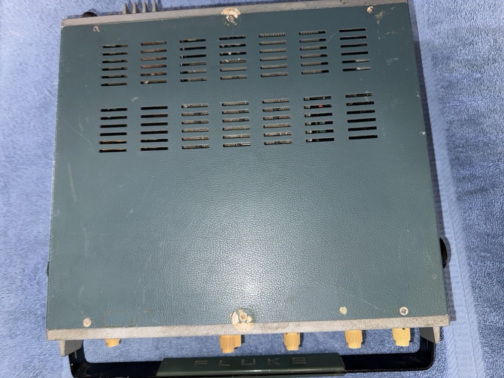 FLUKE 1953A COUNTER TIMER - NO TESTED